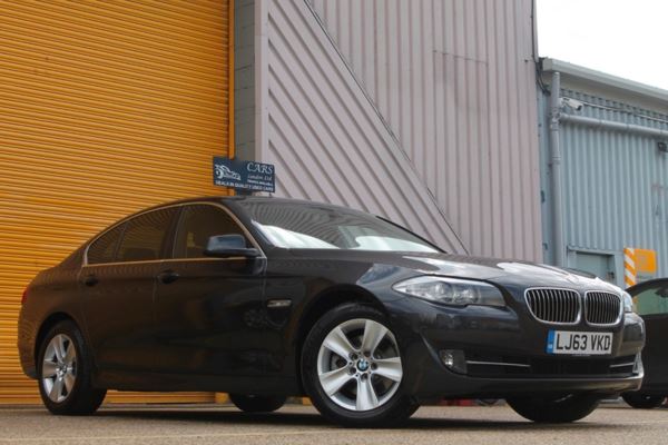 BMW 5 Series 520d EfficientDynamics SALOON