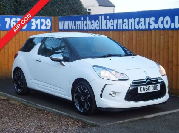 Citroen DS3 1.6 HDI BLACK AND WHITE 3d 90 BHP