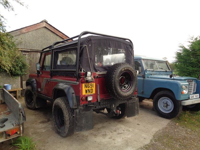 Landrover Defender 90 Soft Top and Tail Gate