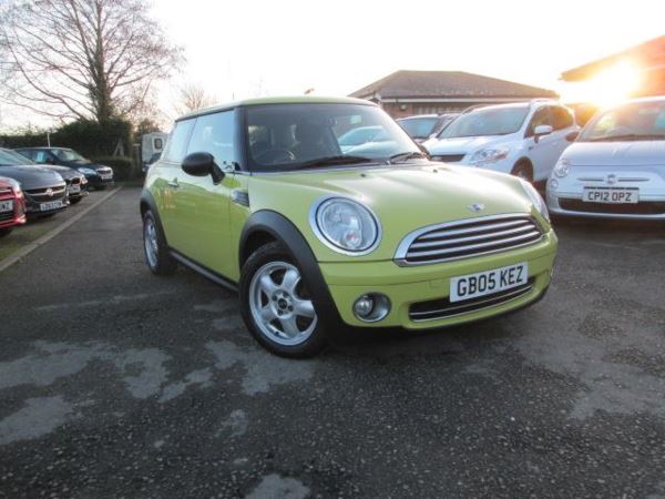MINI Hatch 1.6 One 3dr Pepper Pack  Miles