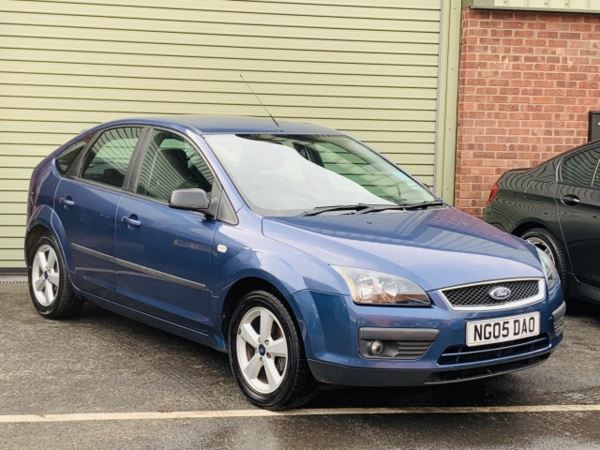 Ford Focus 1.6 ZETEC CLIMATE 5DR