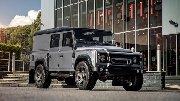 Land Rover Defender  TDCI 110 Utility Wagon - Chelsea