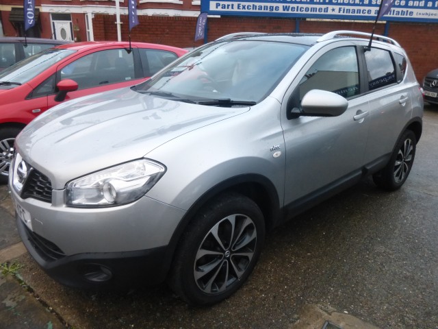  NISSAN QASHQAI