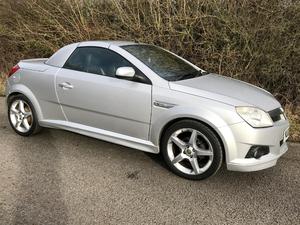 Vauxhall Tigra  * Roof Fault * in Frome | Friday-Ad