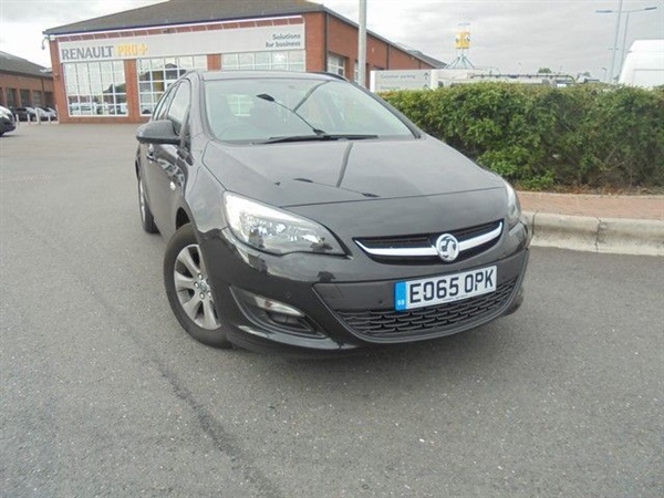 Vauxhall Astra 1.4 i Design Sport Tourer 5dr