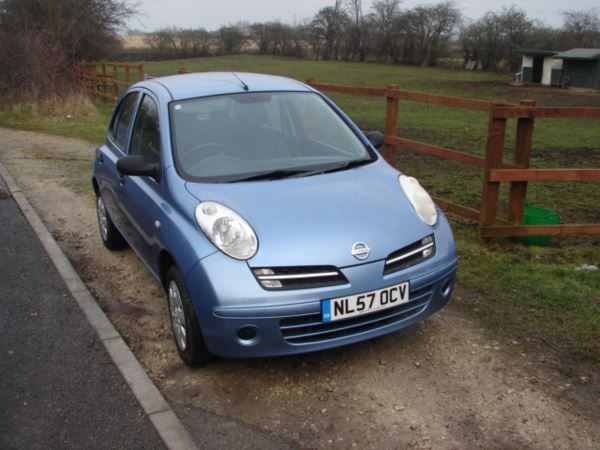 Nissan Micra 1.2 INITIA 5DR