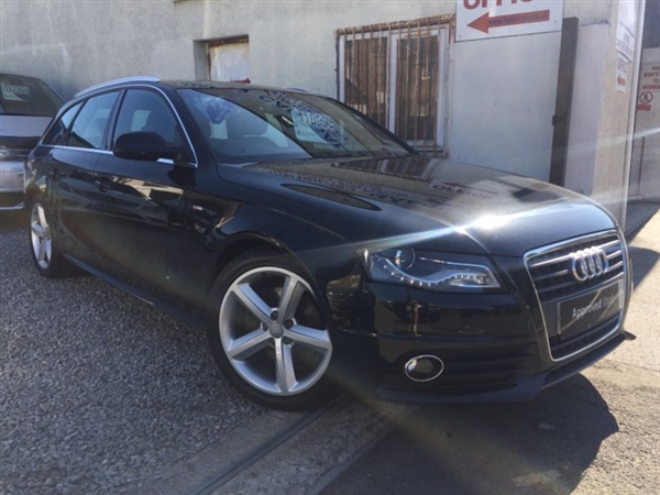 Audi A4 AVANT TFSI S LINE