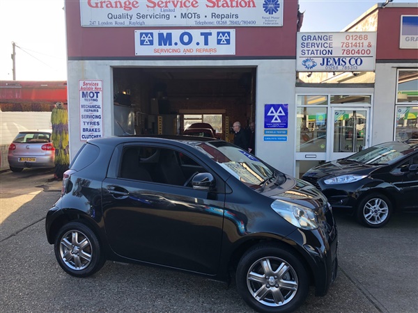 Toyota IQ 1.0 VVT-i 2 3dr Multidrive