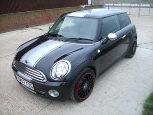 MINI ONE  NEW MOT EXCELLENT CONDITION THROUGHOUT in