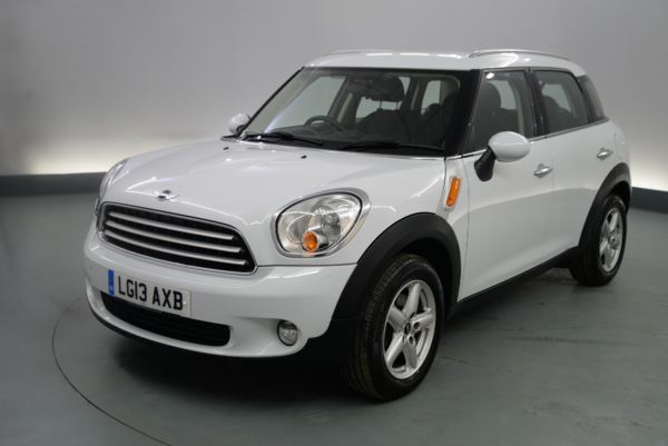 MINI Countryman 1.6 Cooper 5dr - PEPPER PACK - AMBIENT