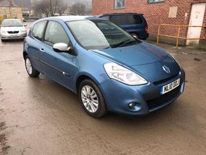 Renault Clio  in Cleckheaton | Friday-Ad