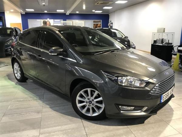 Ford Focus 1.0 Ecoboost 125 Titanium Navigation 5Dr