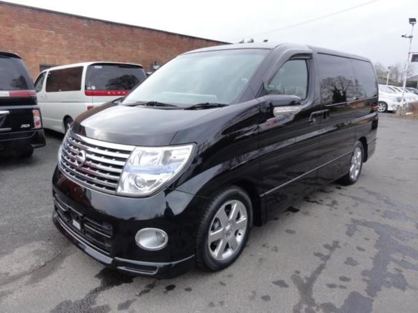 Nissan Elgrand HIGHWAY STAR IMMACULATE FRESH IMPORT Auto MPV