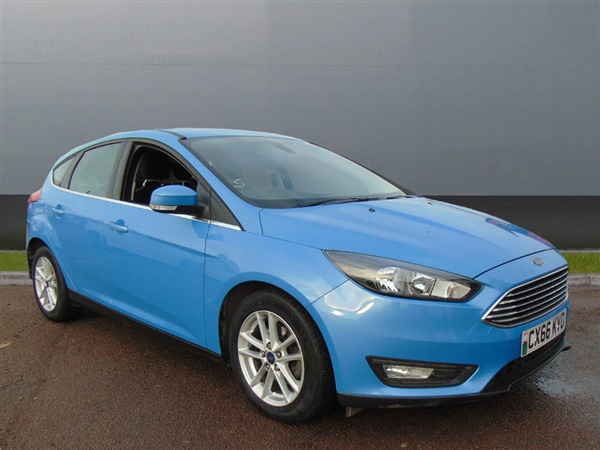 Ford Focus 1.5 TDCi 120 Zetec Navigation 5dr