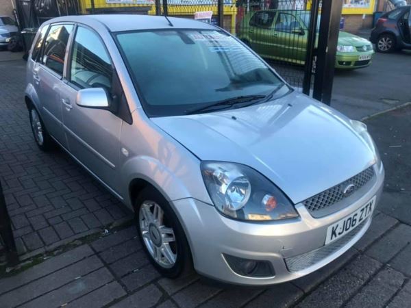 Ford Fiesta 1.6 Ghia 5dr Auto