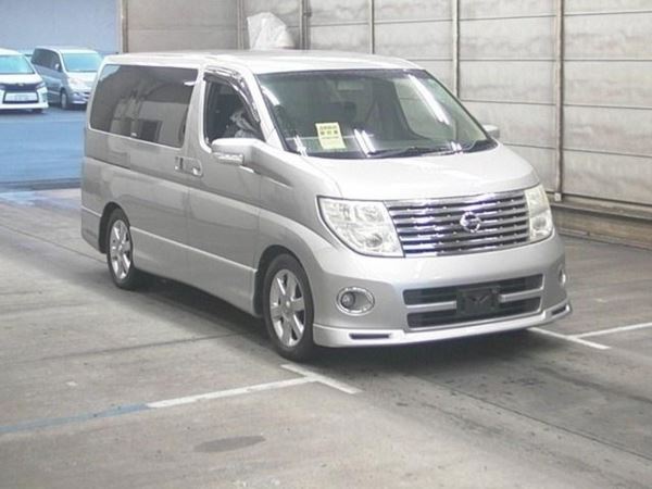 Nissan Elgrand MNE51 4WD HIGHWAY STAR LEATHER PACK Auto MPV