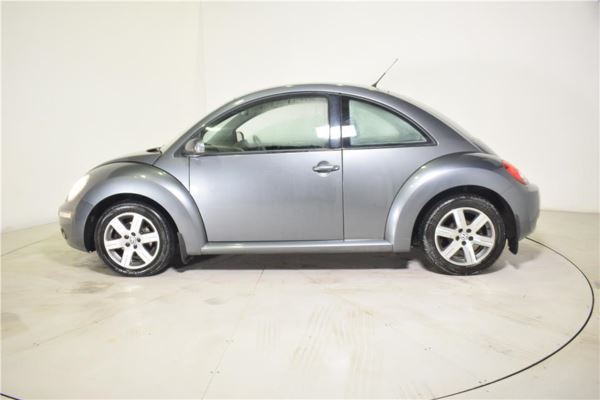 Volkswagen Beetle 1.6 Luna 2dr Cabriolet