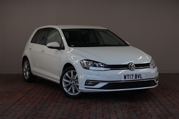 Volkswagen Golf 2.0 TDI GT [Winter Pack, Apple CarPlay] 5dr