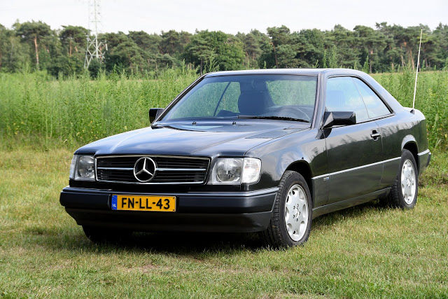 Mercedes-Benz - 230 CE Coupe W 