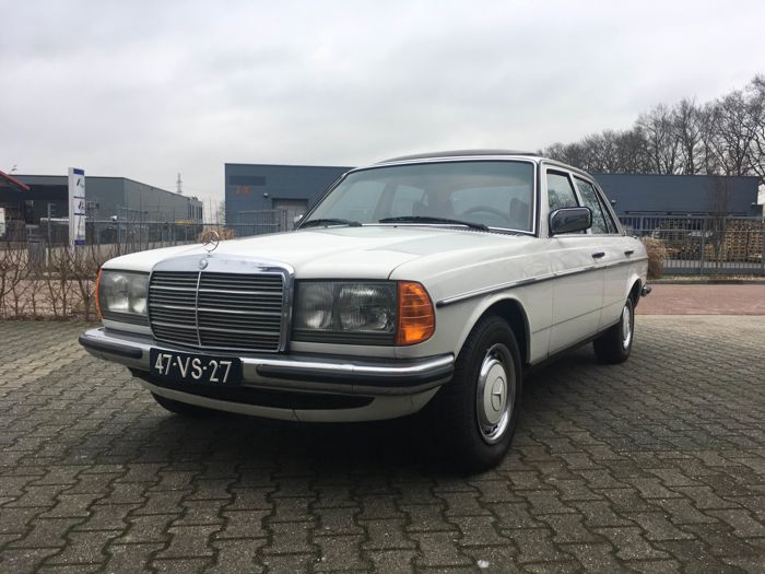 Mercedes-Benz - w