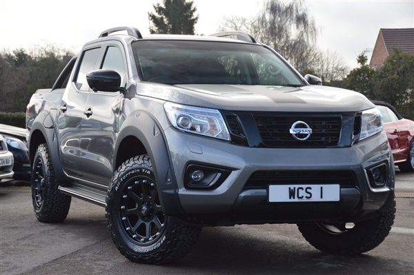 Nissan Navara 2.3 dCi Tekna Double Cab Pickup 4WD 4dr (EU6)