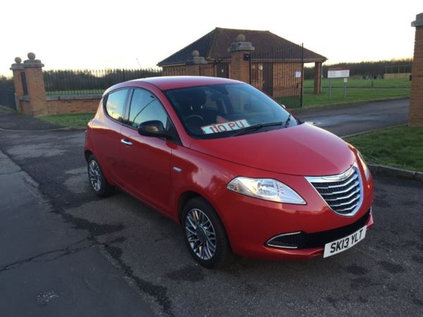 Chrysler Ypsilon 0.9 TwinAir SE (s/s) 5dr Auto