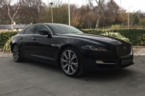 Jaguar XJ Series 3.0d V6 Portfolio 4dr Auto Saloon