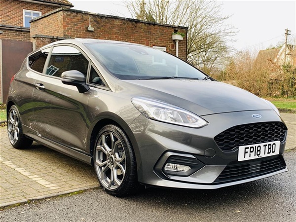 Ford Fiesta 1.0 T ECOBOOST NEW SHAPE 100 ST-LINE X (S/S) 3DR