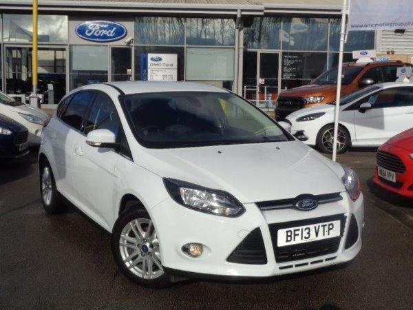 Ford Focus  powershift titanium Auto hatchback