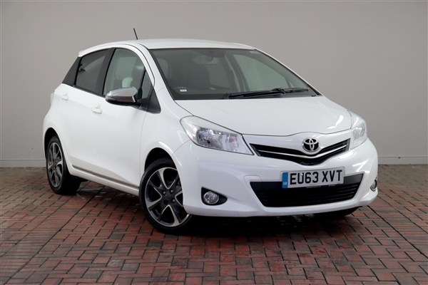 Toyota Yaris 1.33 VVT-i Trend [Reverse Camera, Bluetooth]