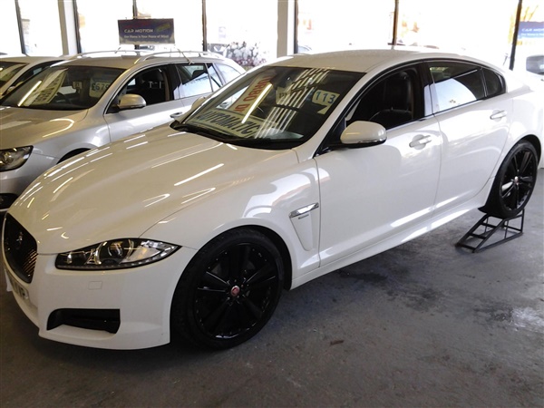 Jaguar XF 2.2d [200] R-Sport Auto (HALF LEATHER+SAT NAV)