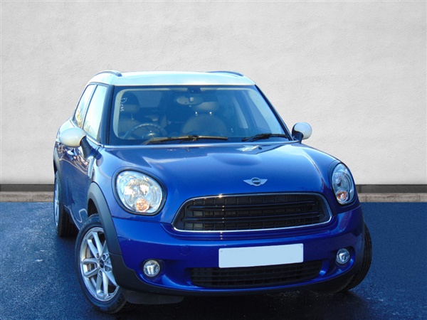 Mini Countryman 1.6 Cooper 5dr [Chili Pack]