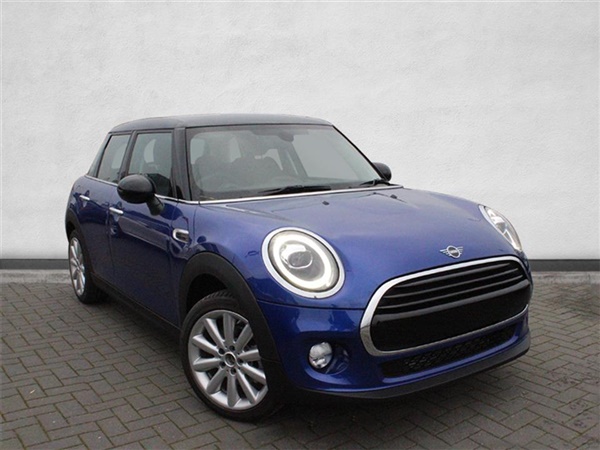 Mini Hatch 1.5 Cooper Classic II 5dr [Comfort Pack]