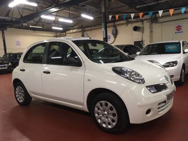 Nissan Micra v Visia 5dr