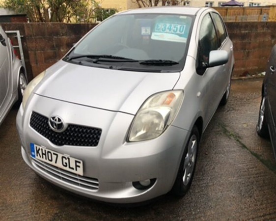 Toyota Yaris 1.3 T SPIRIT VVT-I MM 5d AUTO 86 BHP