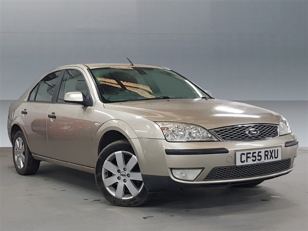 Ford Mondeo 1.8 Silver 5dr