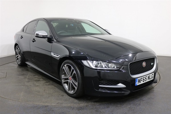 Jaguar XE XE 2.0 i R-Sport 4d AUTO 197 BHP SAT NAV Heated