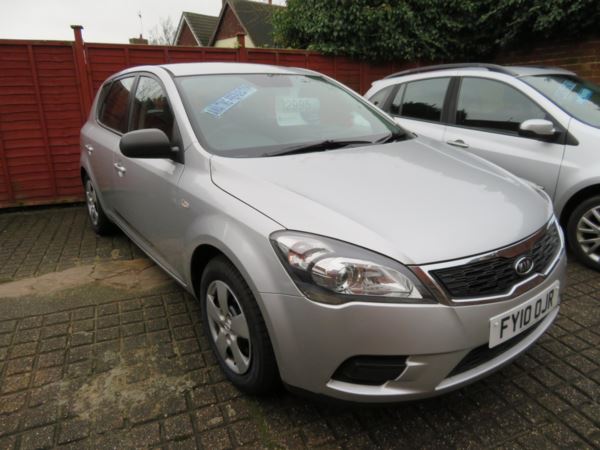 Kia Ceed 1.4 1 (SERVICE HISTORY{WITH 6 SERVICE STAMPS})