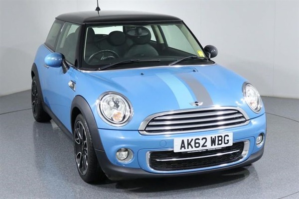 Mini Hatch 1.6 COOPER D BAYSWATER with MEDIA Pack 3dr 110