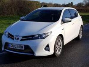 Toyota Auris  in Horley | Friday-Ad