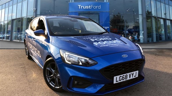 Ford Focus 1.5 EcoBlue 120 ST-Line Nav 5dr with Front and