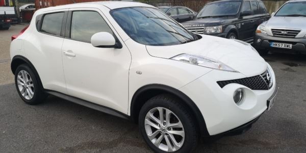 Nissan Juke v Acenta Premium CVT 5dr Auto SUV