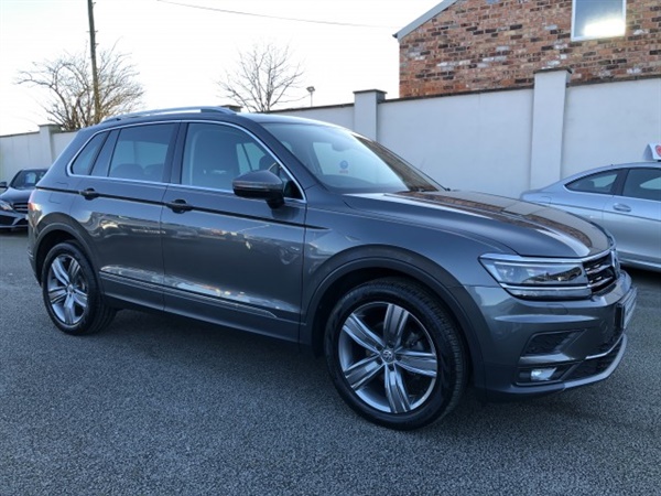 Volkswagen Tiguan 2.0 SEL TDI BLUEMOTION TECHNOLOGY DSG 5DR