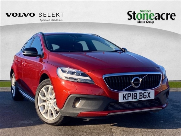 Volvo V D4 Pro Hatchback 5dr Diesel Manual (s/s) (104