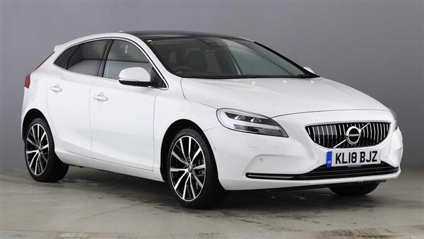 Volvo V40 Winter Pack, BLIS with CTA & RCM, Volvo OnCall
