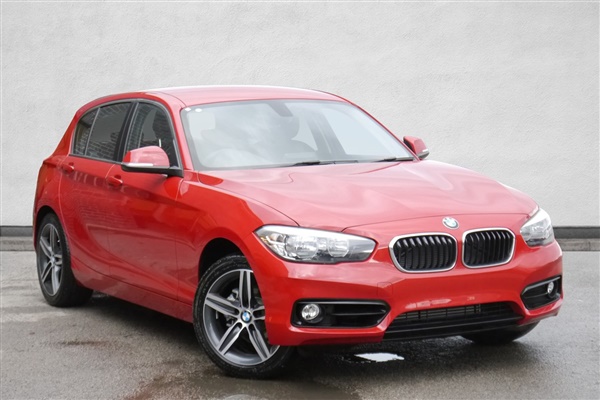 BMW 1 Series 118i [1.5] Sport 5dr [Nav/Servotronic]