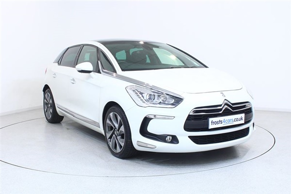 Citroen DS5 5dr 2.0Hdi Dstyle *Sat Nav Panoramic Roof