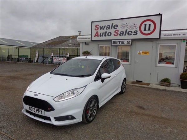 Ford Fiesta 1.6 ST-2 3 DOOR 180 BHP