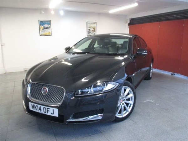 Jaguar XF 3.0 D V6 PREMIUM LUXURY 4d AUTO 240 BHP