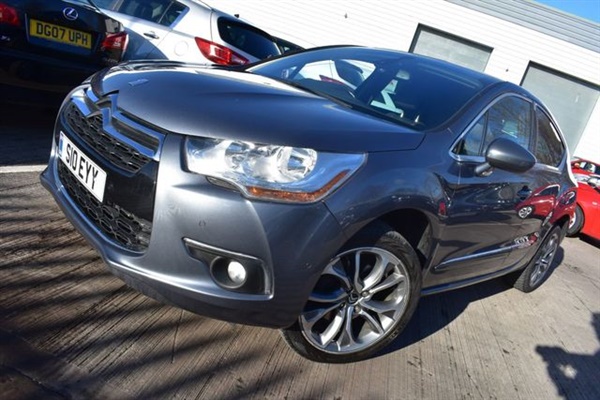 Citroen DS4 2.0 HDI DSTYLE 5d-RED AND BLACK
